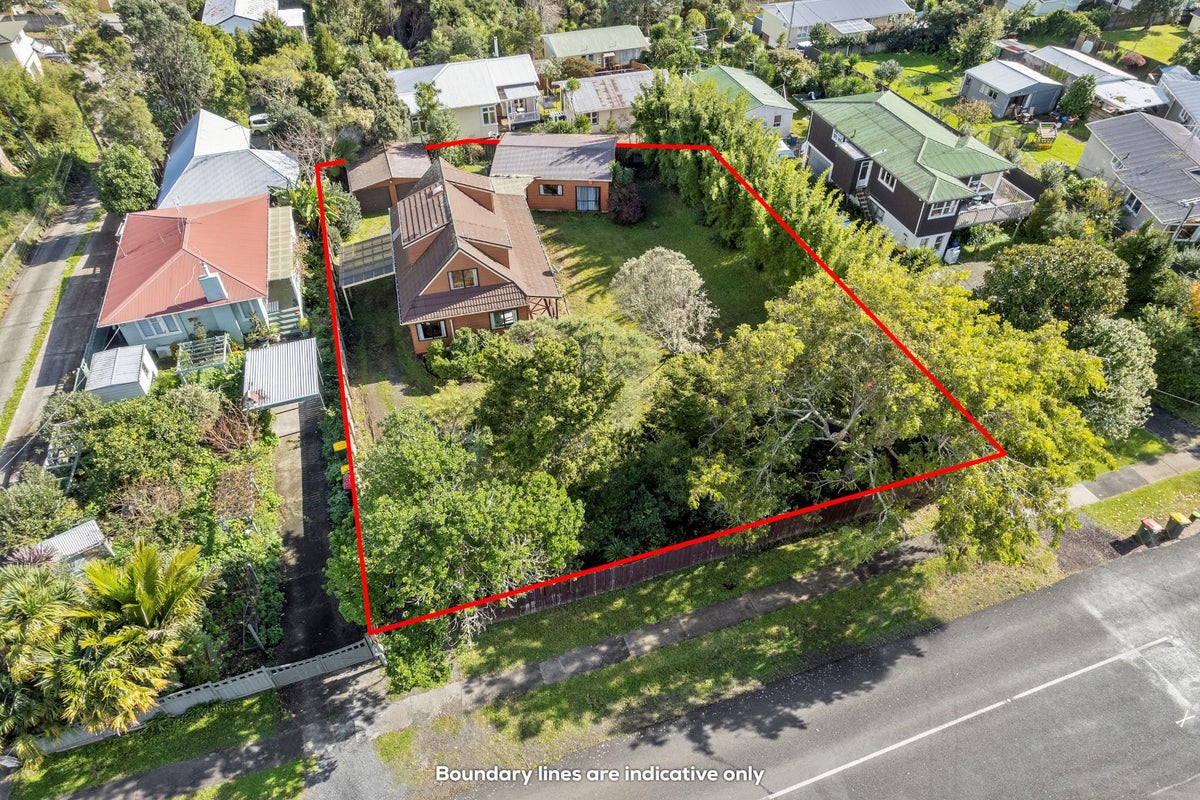 11 Simpson RD, Ranui, Waitakere - Carousel 25