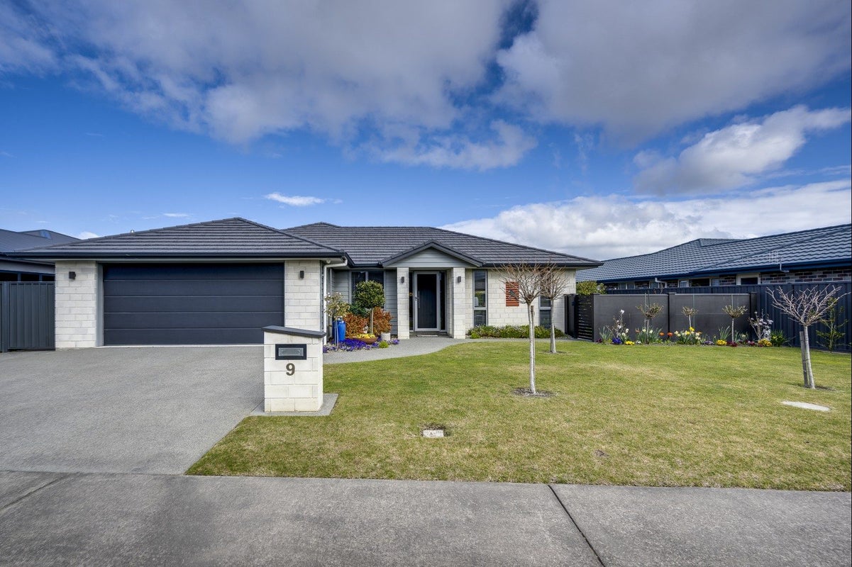 9 Smidt Lane, Mahora, Hastings - Carousel 1