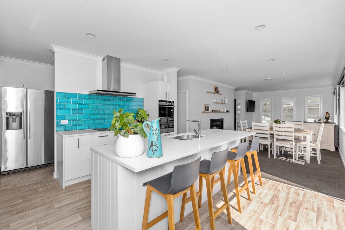 28 Cassino Crescent, Onekawa, Napier - Carousel 2