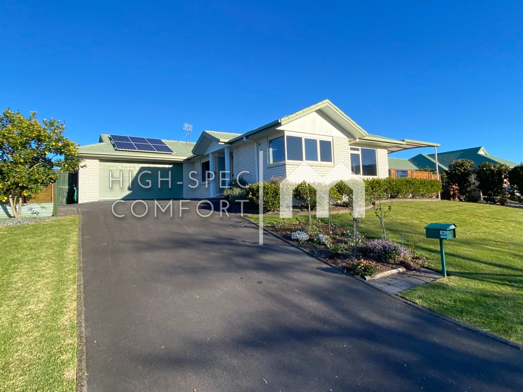 9A Lansdowne Crescent, Lansdowne, Masterton - Carousel 1