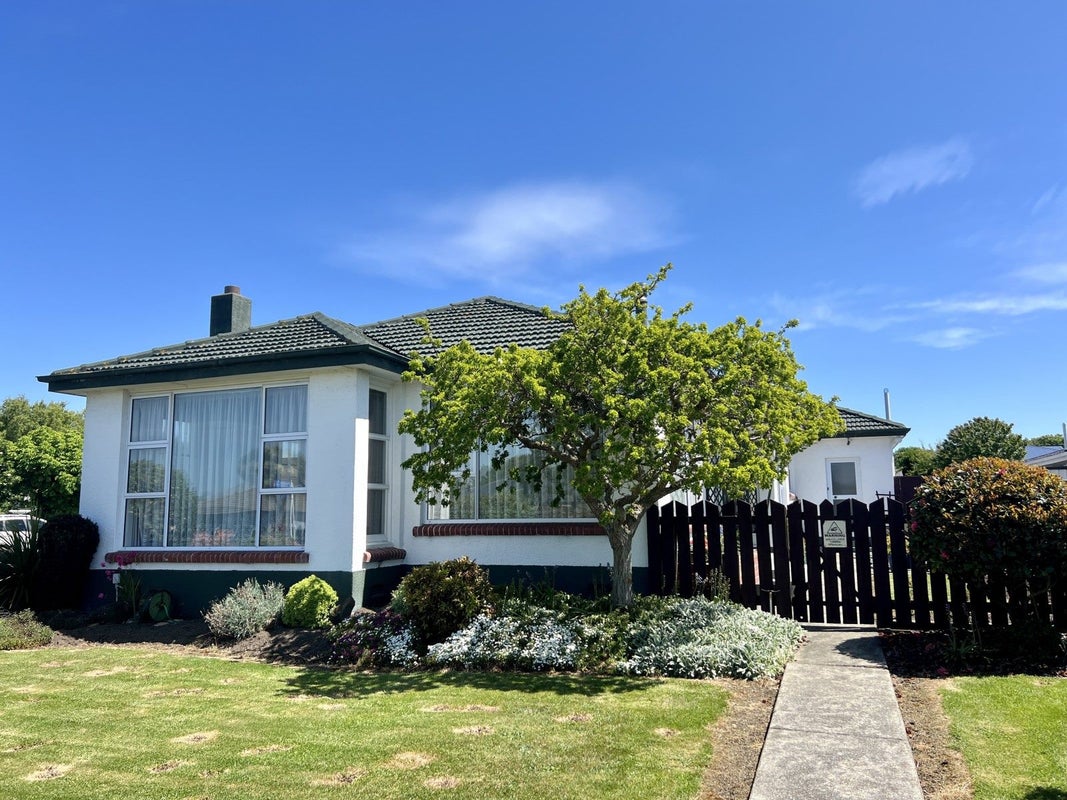 321 Elles Road, Strathern, Invercargill - Carousel 1
