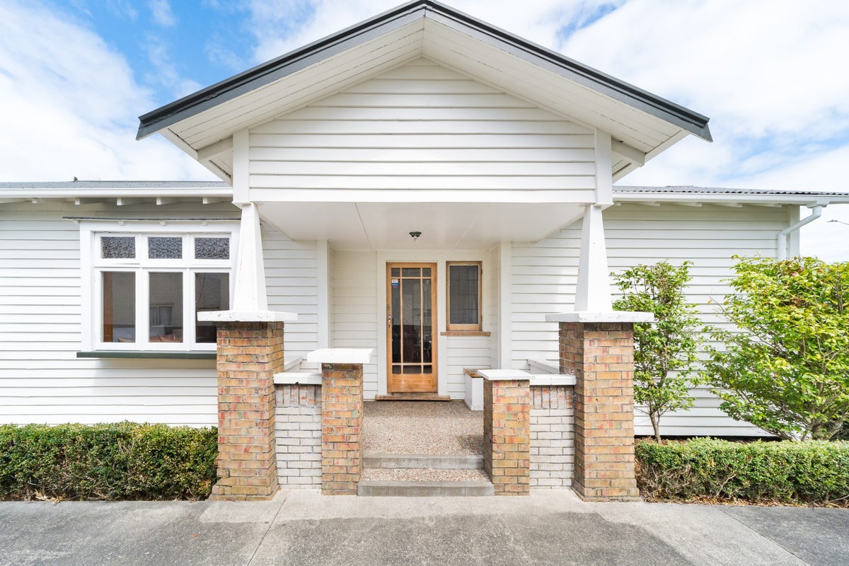 43 Lyndhurst Street, Takaro, Palmerston North - Carousel 2