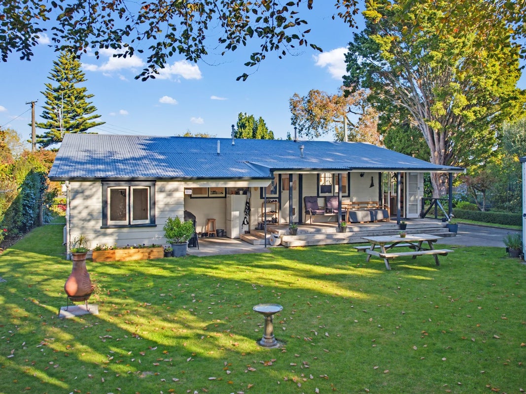 43 Norfolk Crescent, Feilding, Feilding - Carousel 1