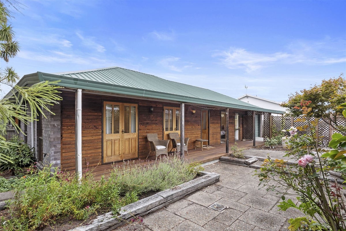 2/36 Nicholls Street, Richmond, Christchurch - Carousel 2