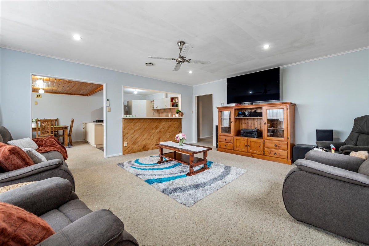59 Gordon Road, Western Heights, Rotorua - Carousel 2