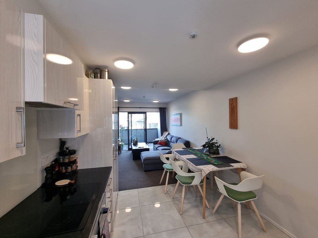 6/232 Main Road, Tawa, Wellington - Carousel 2