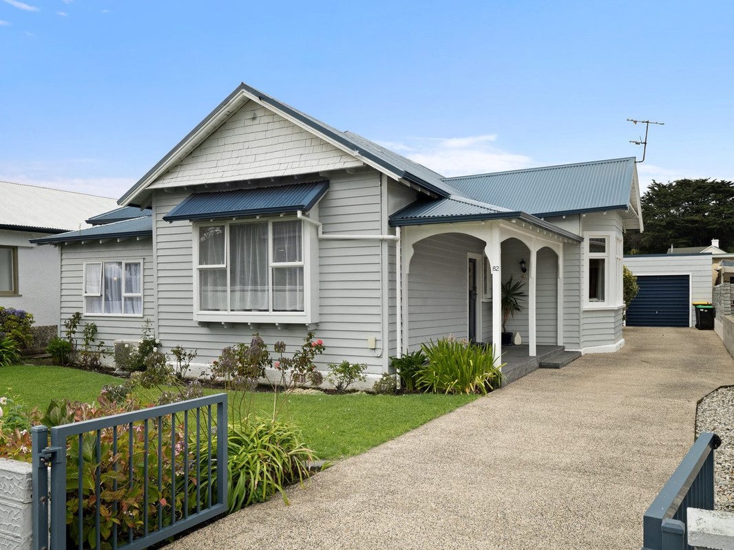 82 Albert Street, Saint Clair, Dunedin - Carousel 1