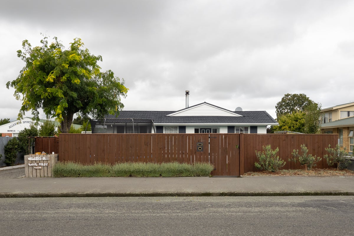 12 Cavendish Street, Allenton, Ashburton - Carousel 17