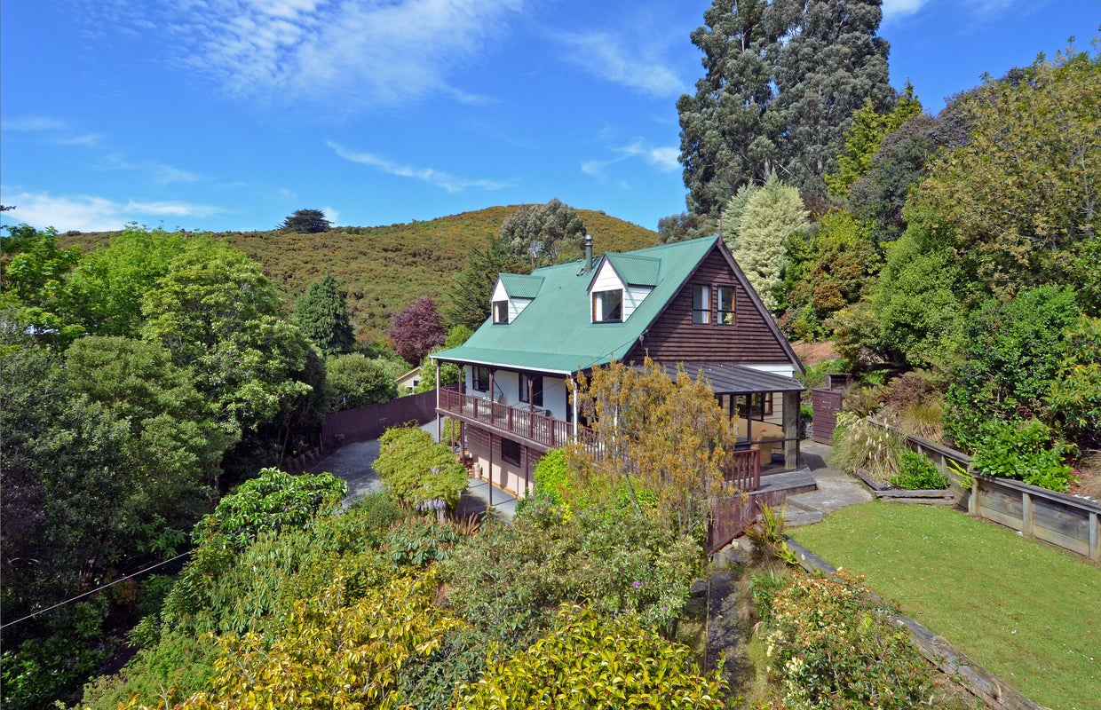 14 Solar Terrace, Broad Bay, Dunedin - Carousel 1