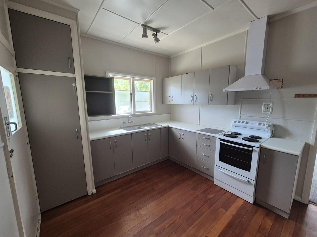 5 Beerescourt Road, Beerescourt, Hamilton - Carousel 2