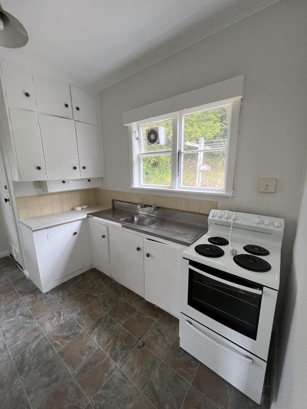 169 Cockayne Road, Ngaio, Wellington - Carousel 2