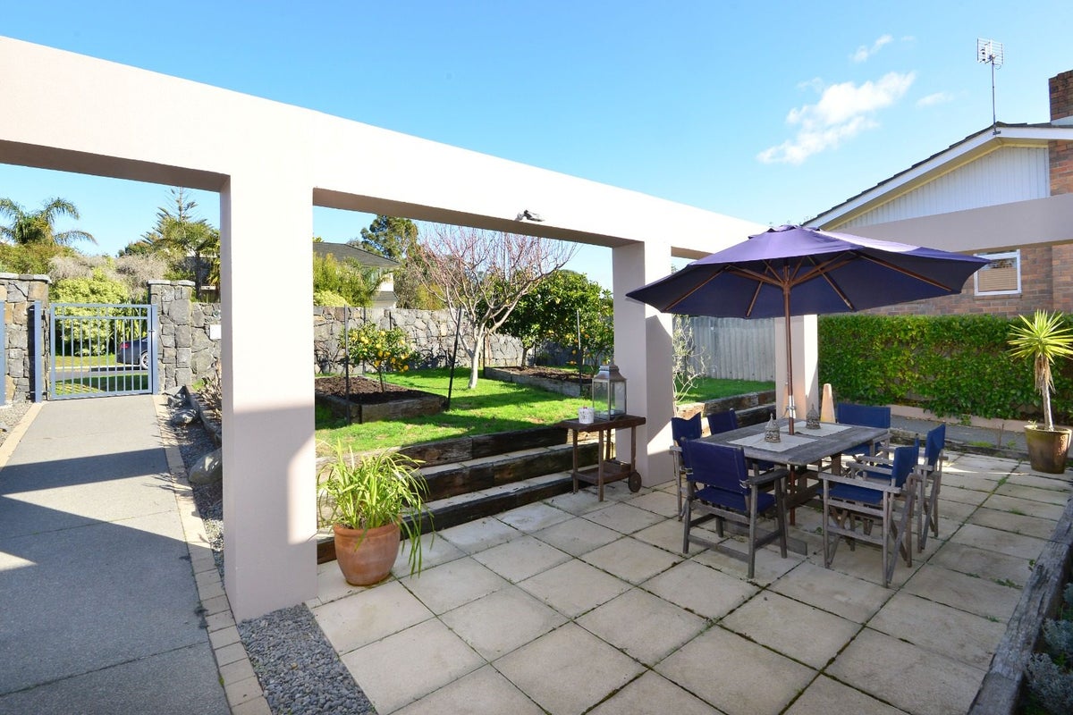 102 Pacific Parade, Army Bay, Whangaparaoa - Carousel 27