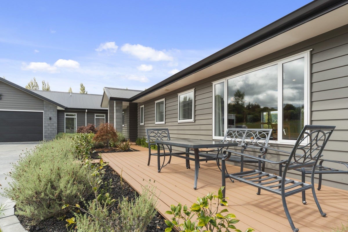 50/500 Kinloch Road, Kinloch, Taupo - Carousel 2