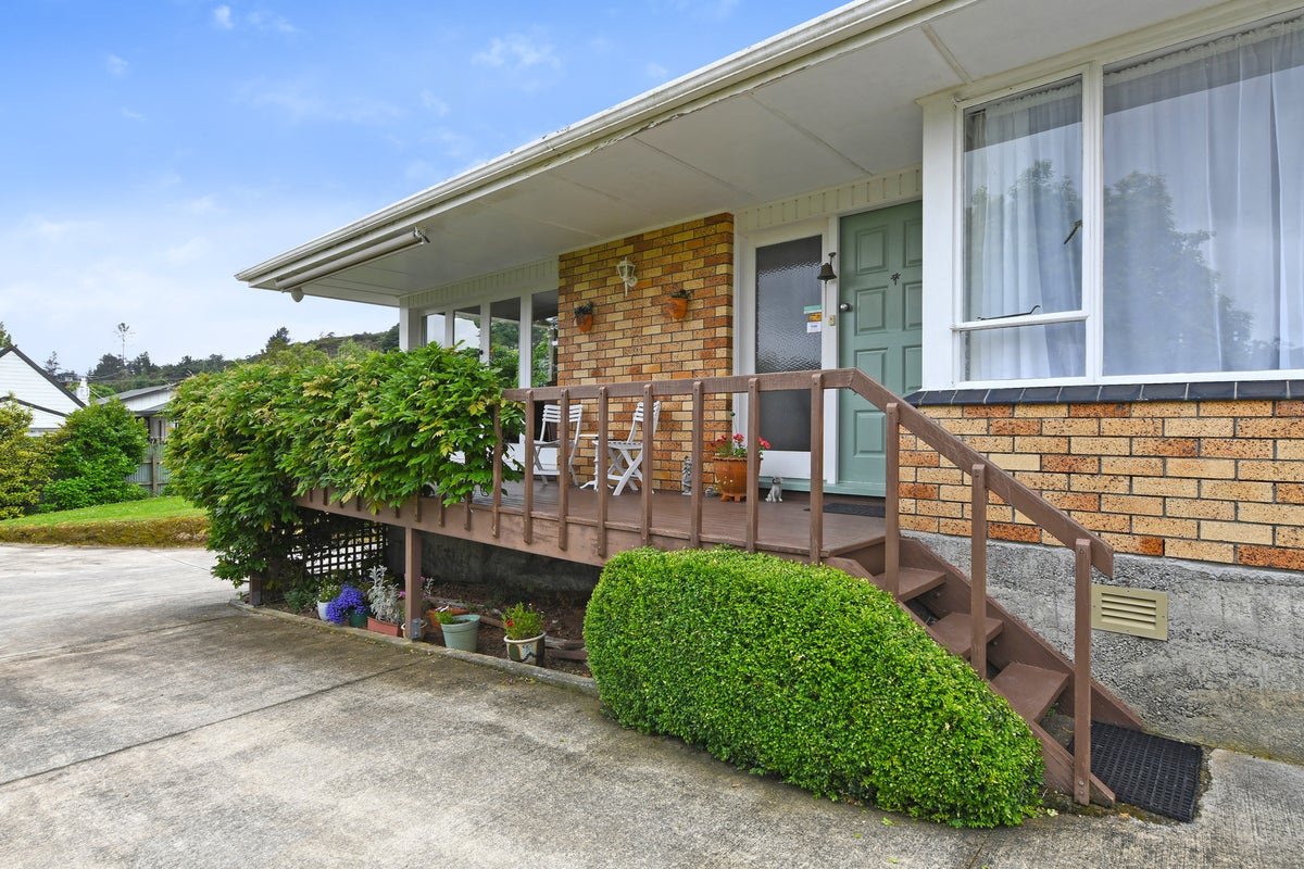 26 Kairimu Street, Stokes Valley, Lower Hutt - Carousel 2