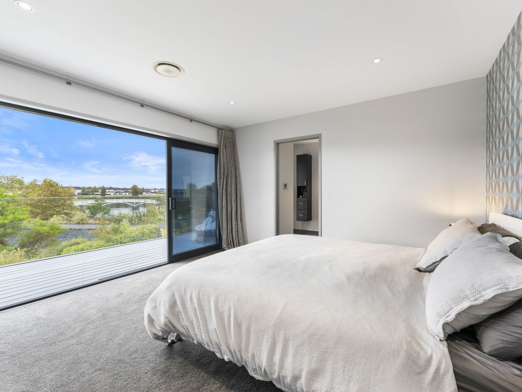 9 Turua Rise, Karaka, Papakura - Carousel 2