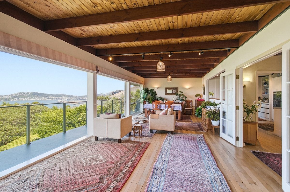 12 Tensing Place, Khandallah, Wellington - Carousel 1