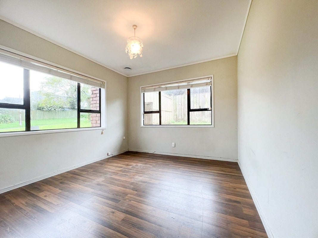 4 Landsberg Way, Windsor Park, Auckland - Carousel 15