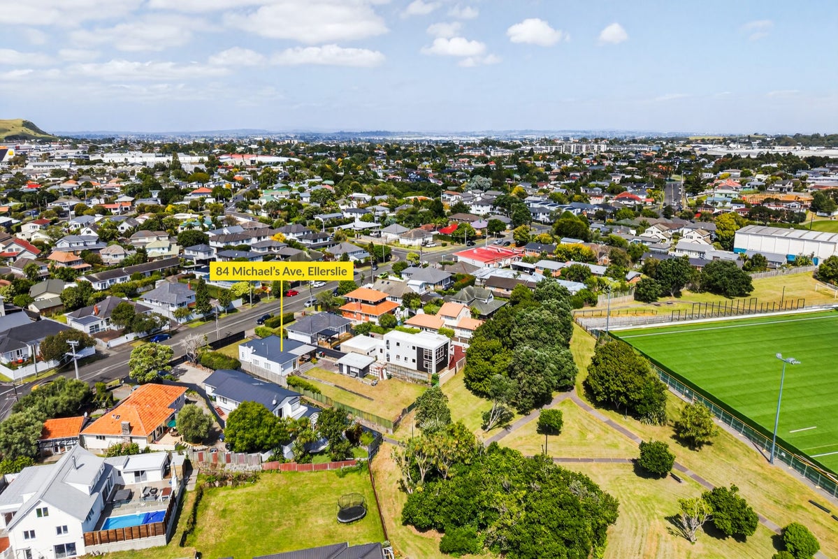 84 Michaels Avenue, Ellerslie, Auckland - Carousel 2