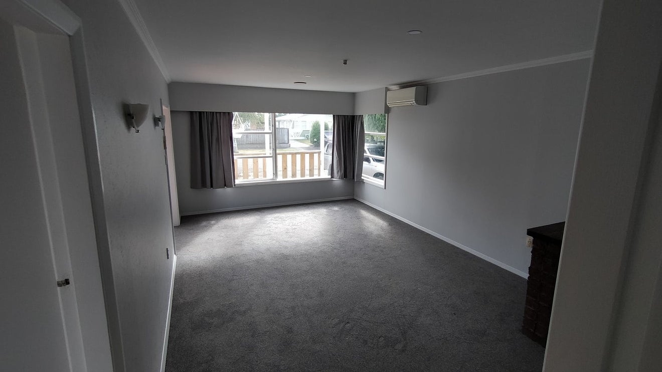 18 Fairview Street, Fairview Downs, Hamilton - Carousel 2