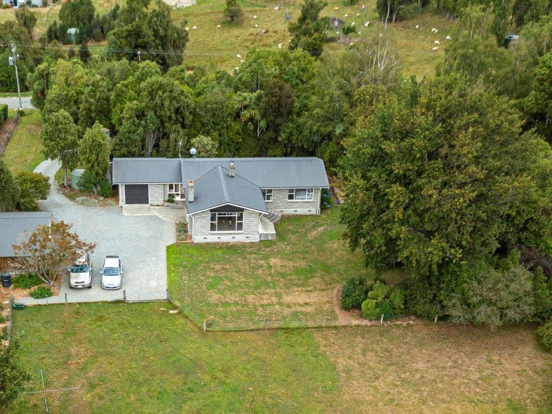 51 Ribbonwood Road, Geraldine Downs - Carousel 1