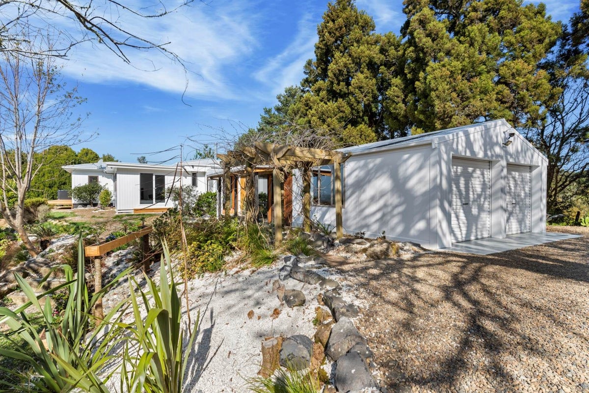 1314 Wairamarama Onewhero Road, Tuakau - Carousel 1
