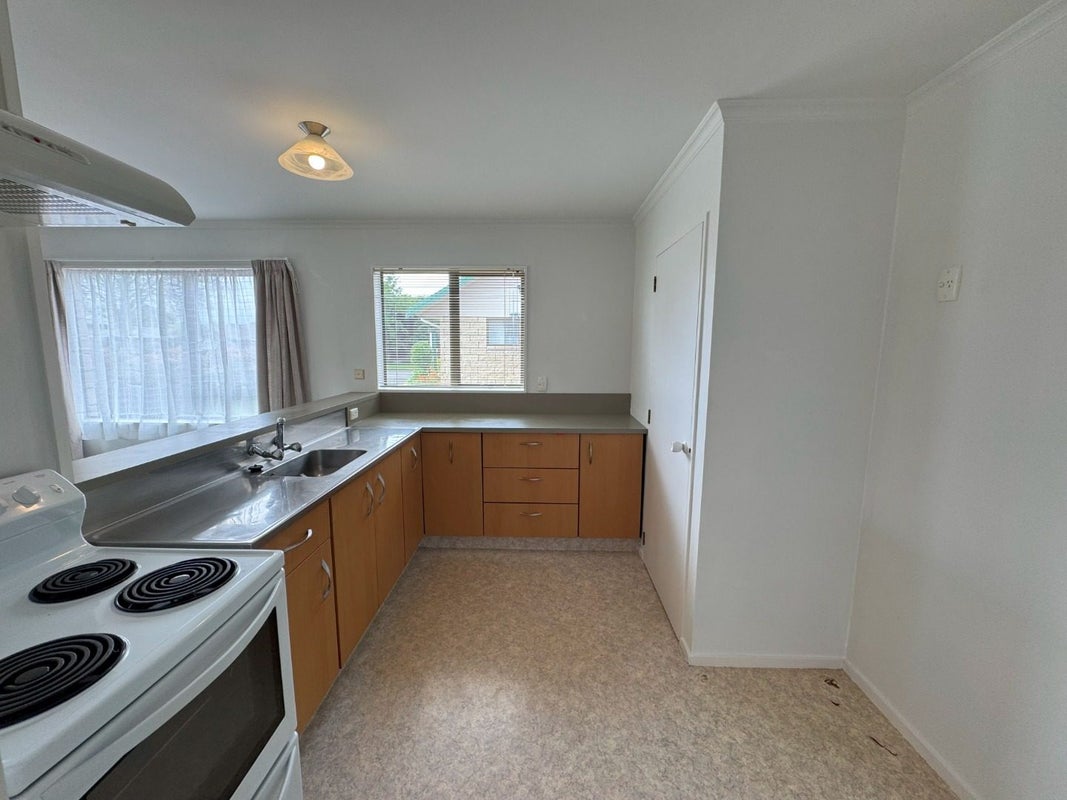 138A Amberley Avenue, Highbury, Palmerston North - Carousel 2