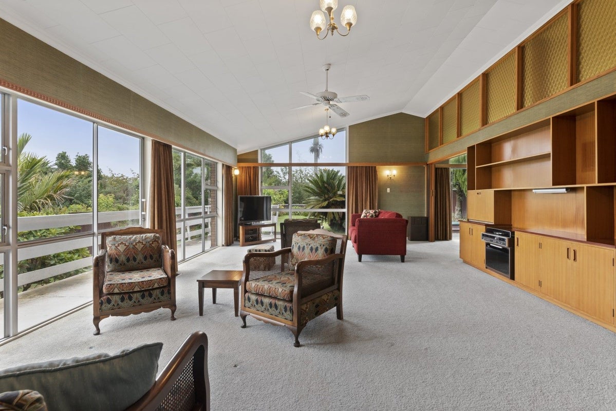 239 Cambridge Street, Levin, Levin - Carousel 2
