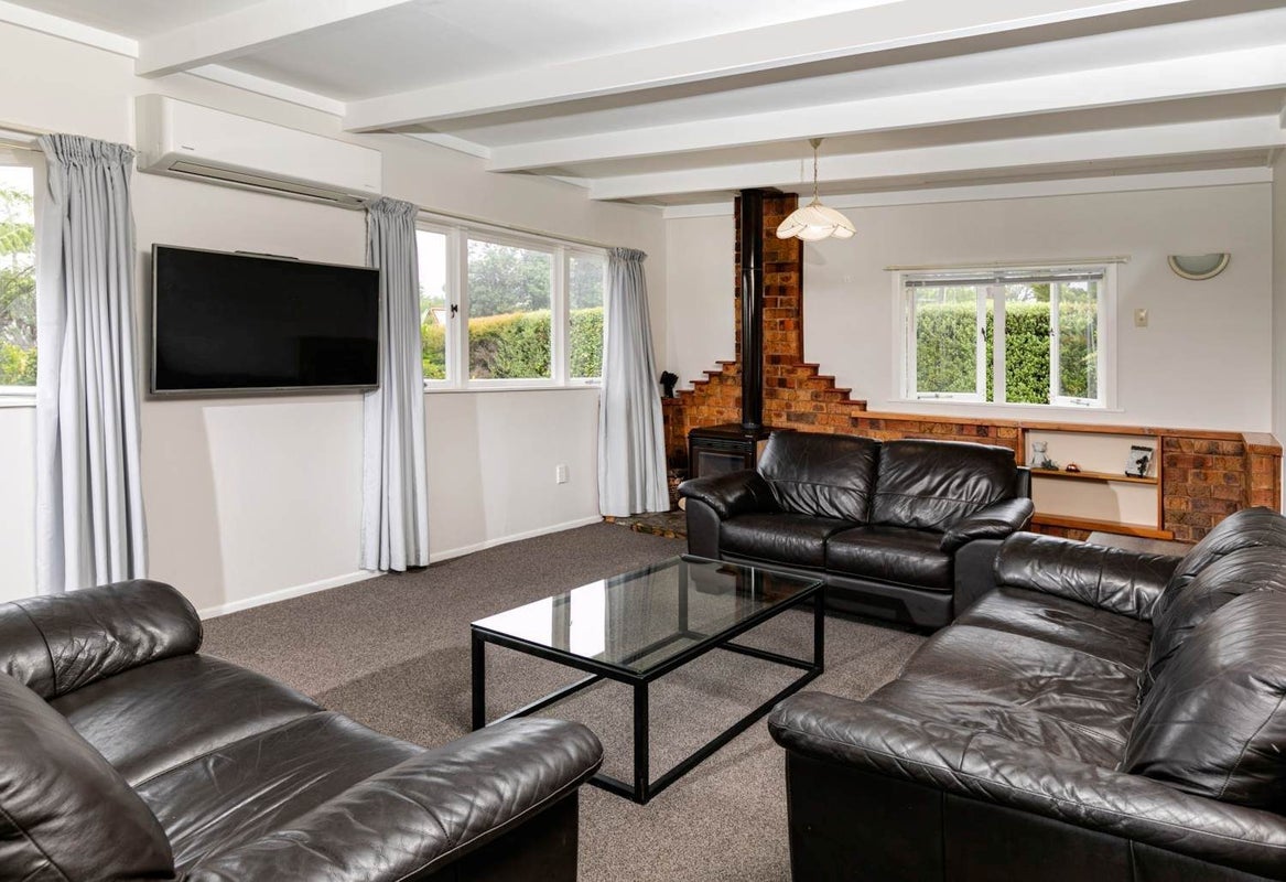 1 Marae Road, Greenhithe, Auckland - Carousel 2