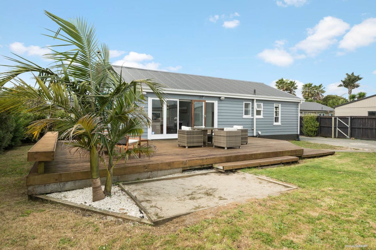 7 Buchanan Road, Papakura - Carousel 1