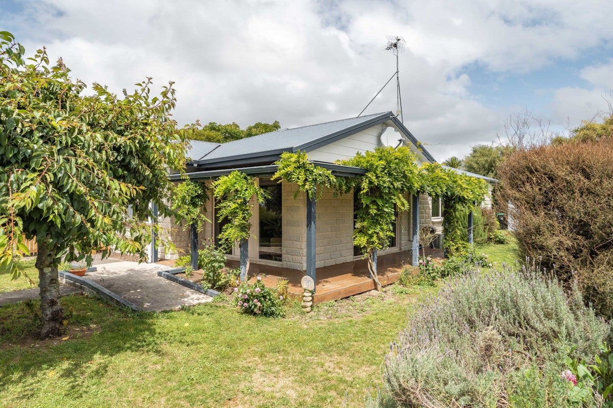 123 Kent Street, Carterton - Carousel 2