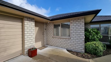 31 Carroll Place, Owhata, Rotorua - Carousel 1