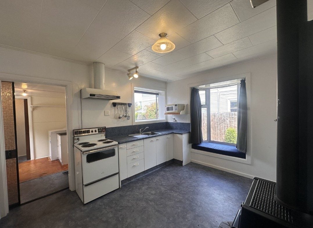 2/33 Ranfurly Street, St Albans, Christchurch - Carousel 2