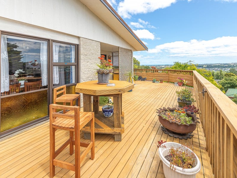 93 Mount View Road, Bastia Hill, Whanganui - Carousel 22