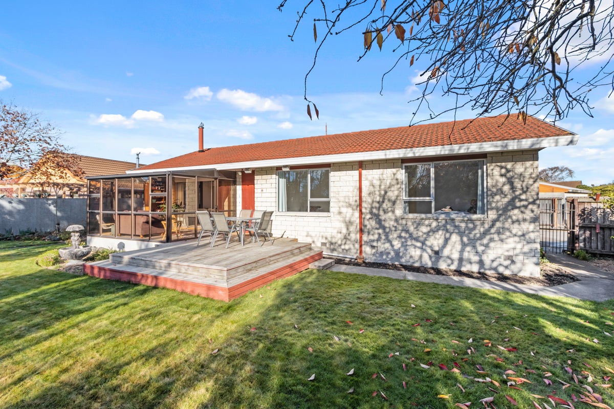 29 Gibson Drive, Hornby, Christchurch - Carousel 1