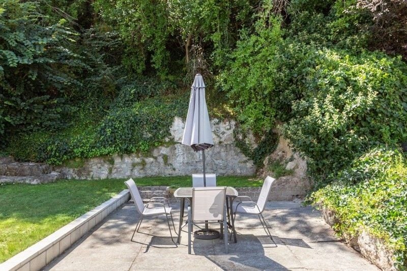 57 Milton Road, Bluff Hill, Napier - Carousel 14