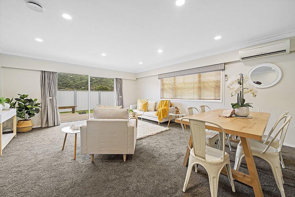2/20 Weymouth Grove, Wainuiomata, Lower Hutt - Carousel 2