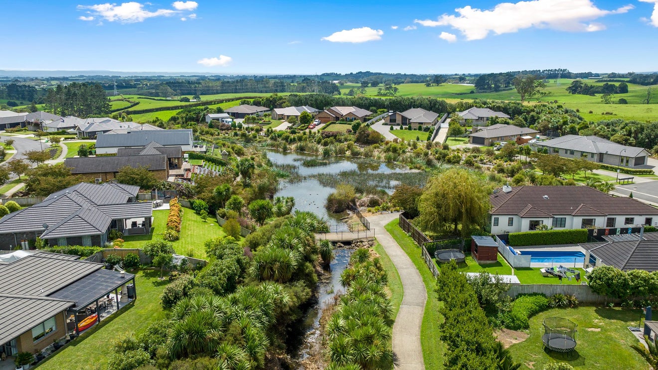 3 Darnika Way, Patumahoe, Pukekohe - Carousel 33