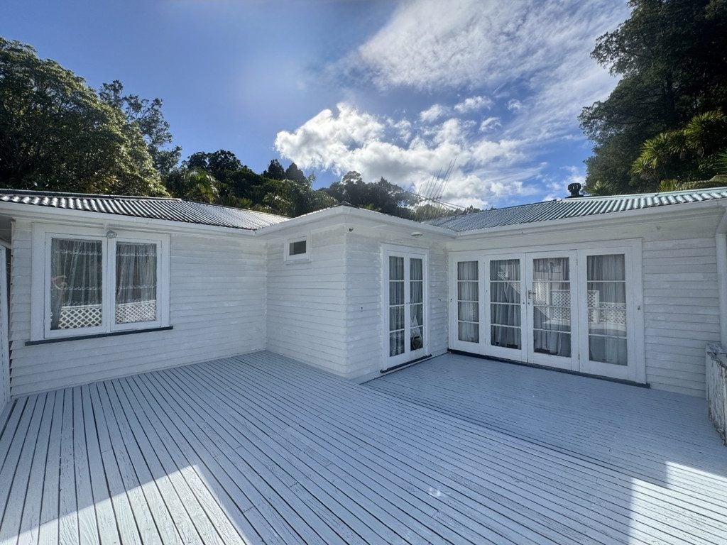 27 Boylan Road, Titirangi, Auckland - Carousel 2