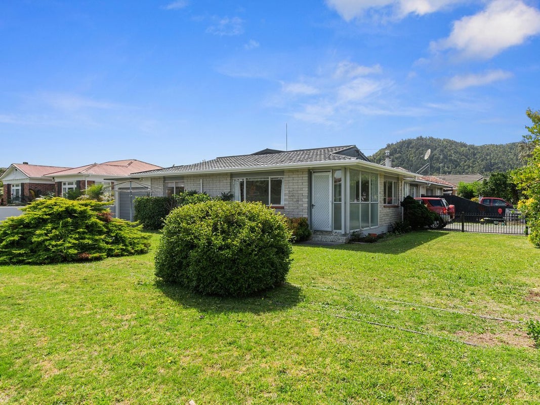 16 Elizabeth Street, Kensington, Whangarei - Carousel 2