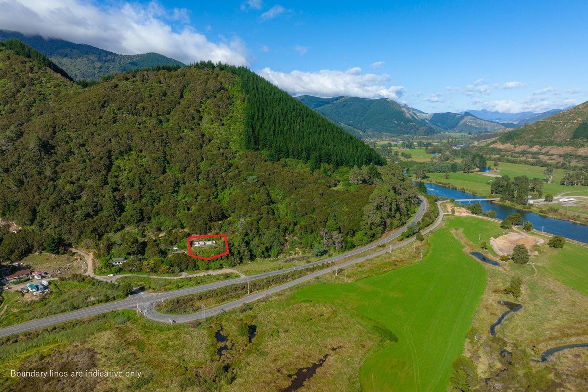 4373 State Highway 6, Havelock - Carousel 1