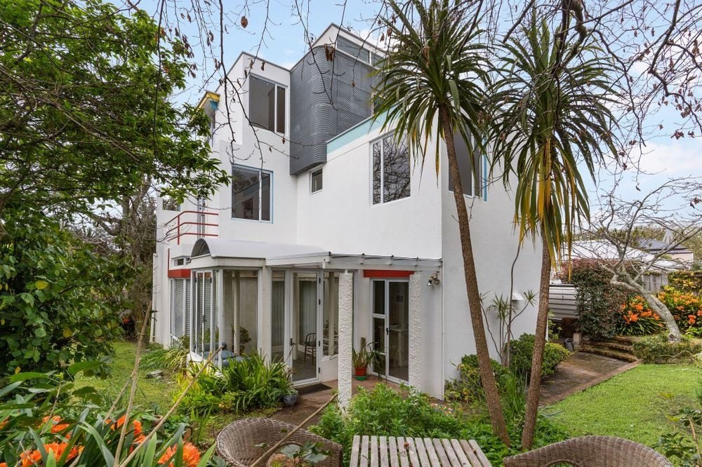 8B Arthur Street, Freemans Bay, Auckland - Carousel 2