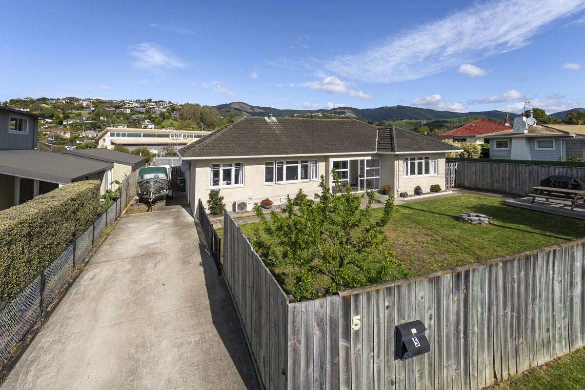 5 Bledisloe Avenue, Stoke, Nelson - Carousel 13