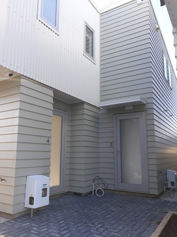 5/87 Victoria Street, Alicetown, Lower Hutt - Carousel 2