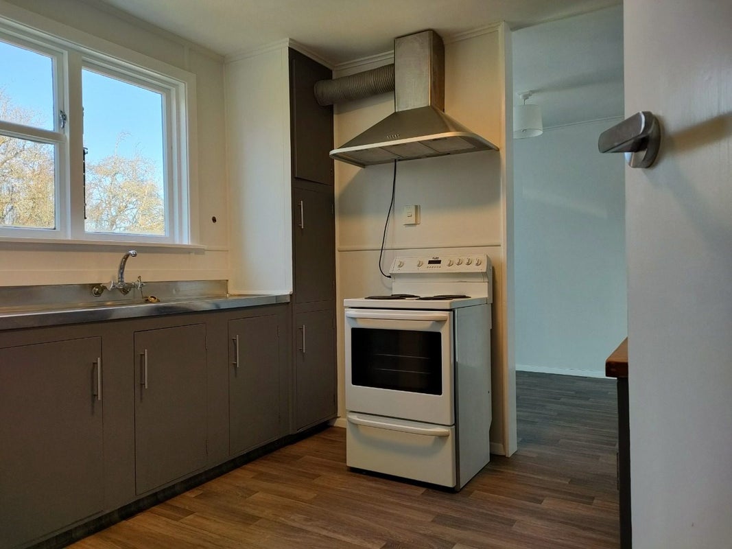 22B Morley Street, Bryndwr, Christchurch - Carousel 2