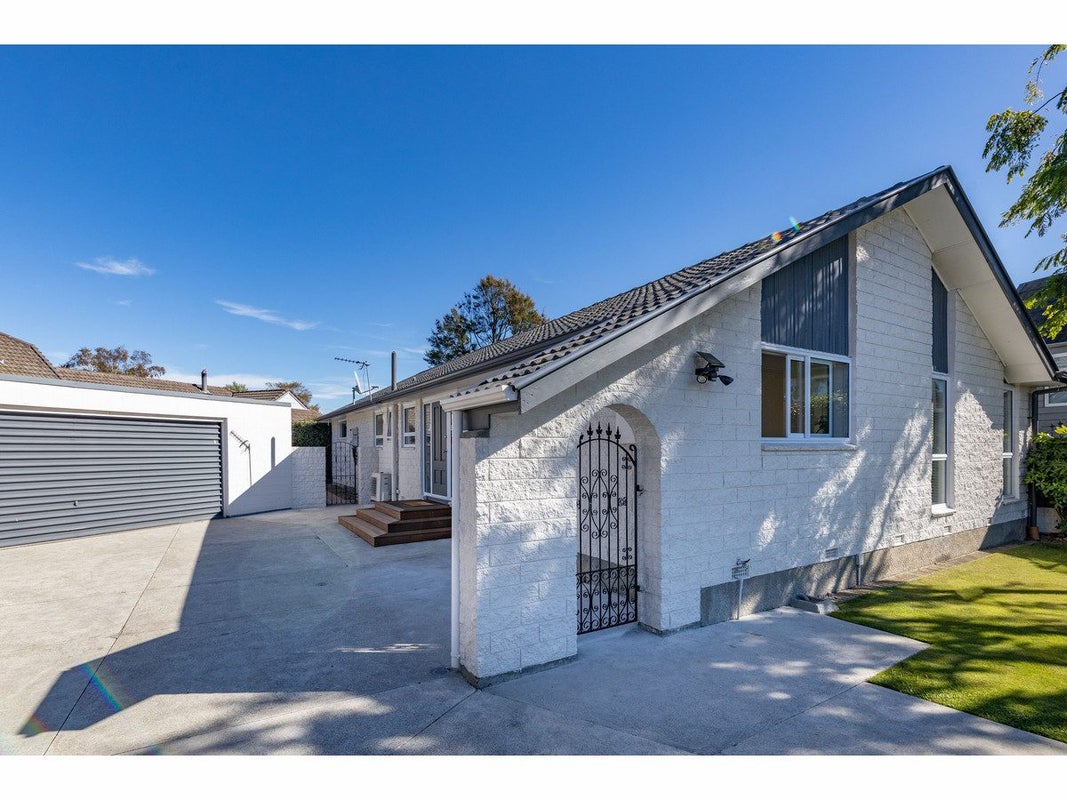 19 Lombard Place, Avonhead, Christchurch - Carousel 34