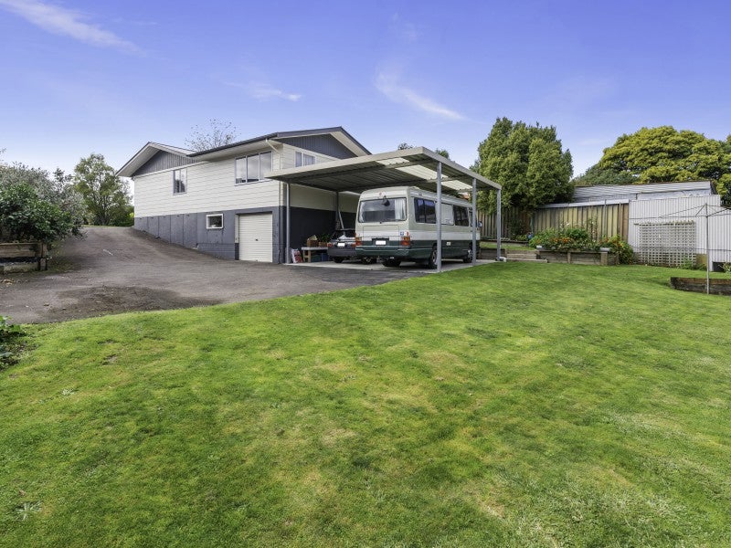 14 Joanne Crescent, Pukehangi, Rotorua - Carousel 1