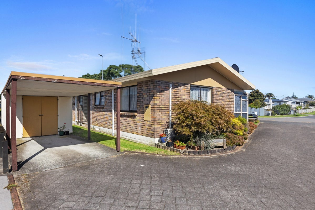 28 Oban Road, Greerton, Tauranga - Carousel 1