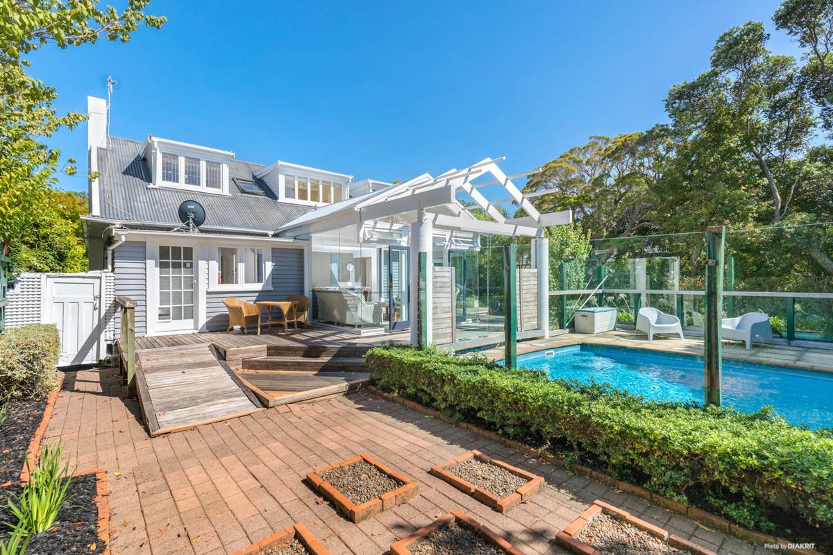 26 Coronation Road, Epsom, Auckland - Carousel 2