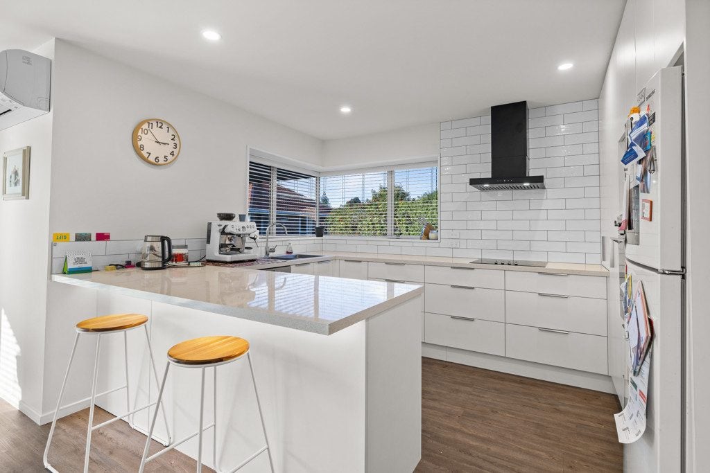 37B Highsted Road, Bishopdale, Christchurch - Carousel 2