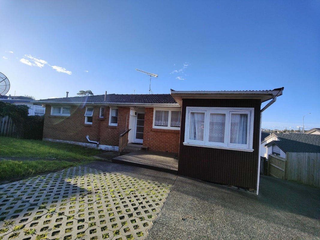 96 Union Road, Howick, Auckland - Carousel 1